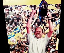 2001. Raising The Banner. Ger Loughnane