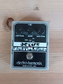 Electo Harmonix Octave Multiplexer