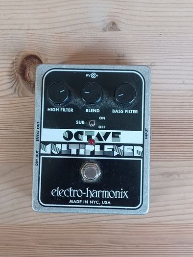 Electo Harmonix Octave Multiplexer