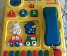 V tech little smart talking phone