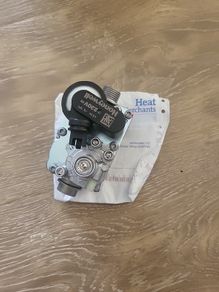 BRAND NEW Gas valve kit ideal logic (177544)