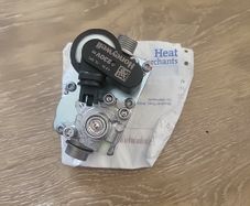 BRAND NEW Gas valve kit ideal logic (177544)