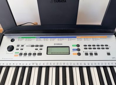 Yamaha YPT-255 Portable Keyboard with Power Adapter