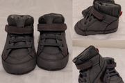 Pram Shoes