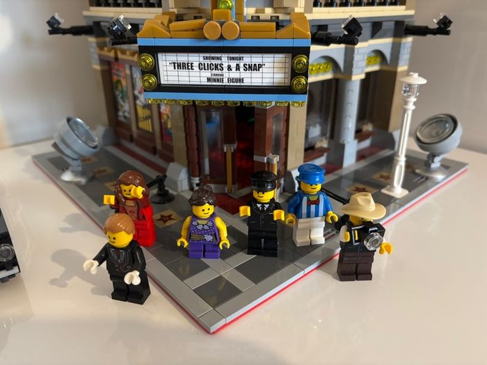 LEGO Creator Lot 6 Sets - 10232 10251 10246 10260 10218 10243