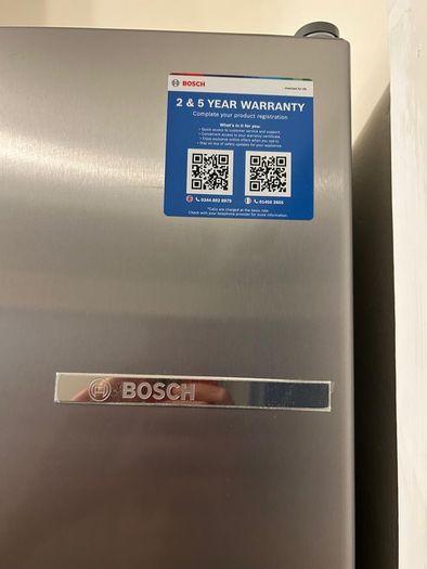 Bosch Free-standing Fridge Freezer New