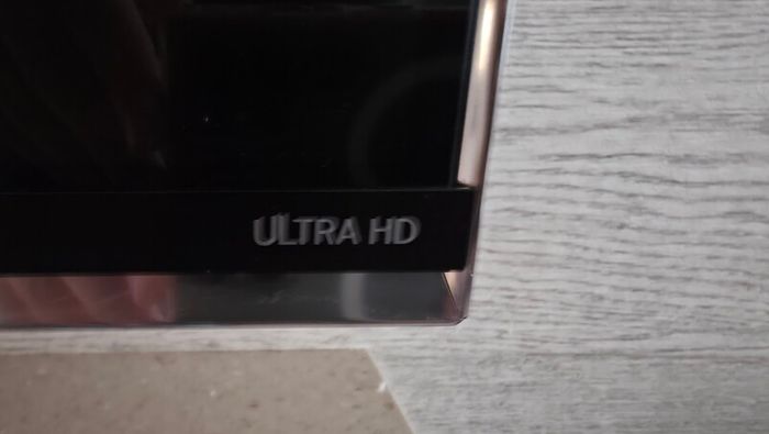 55" Lg Uhd Tv