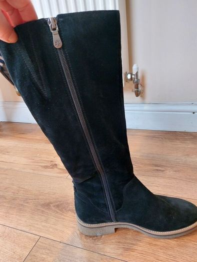 Van Dal- Black Suede Boots- size uk 6/eur39