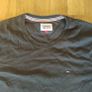 Tommy Hilfiger T-shirt (XL) Image 2