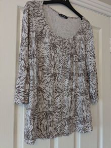 Dunnes dressy top