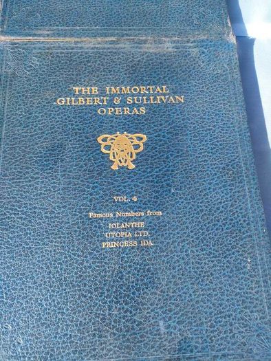 Volumes 1-4 Gilbert & Sullivan Operas
