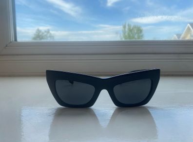 Burberry Black Sunglasses cateye