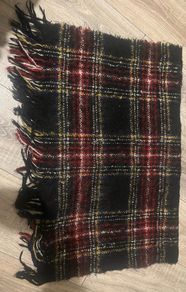 Steve Madden scarf