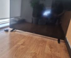 43"  Sharp Tv
