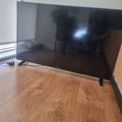 43"  Sharp Tv