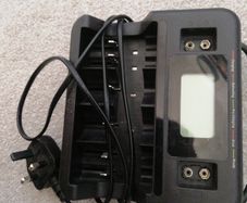 AA, AAA, 9V Battery Charger