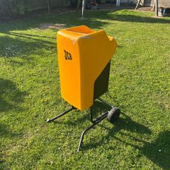Jcb Chipper / shredder