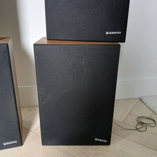 Vintage Sanyo speakers