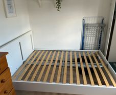 Double bed frame