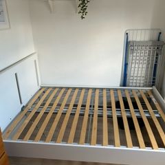 Double bed frame