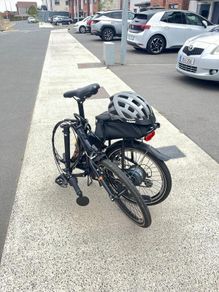 Raleigh Stow-E-Way Folding Electric Bike (Excellent Condition)