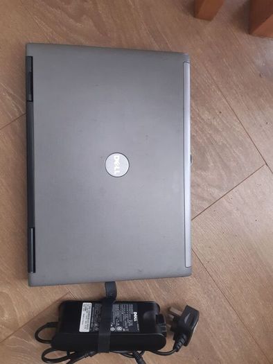 Dell lattidude 620D laptop for parts