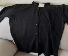 BNWT Classic Black Short Sleeve Button-Up Shirt