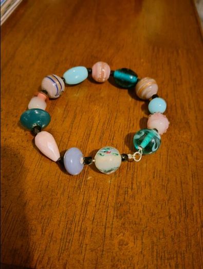 Glass bead Bracelet very dressy