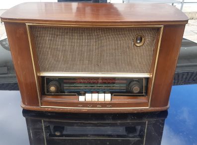 Bush BI26 Valve Radio