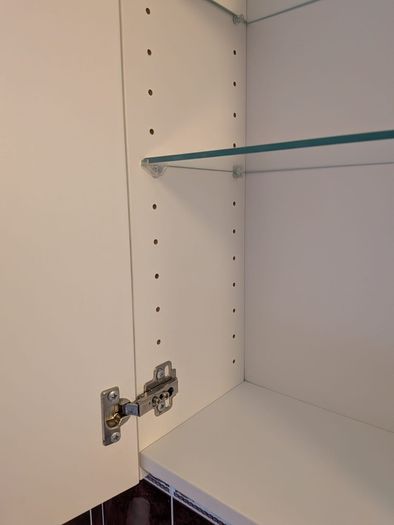 Bathroom cabinet