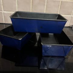 3 Loaf Tins 2LB Size