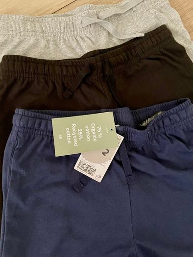 Boys cotton shorts from HM size 8/9Y