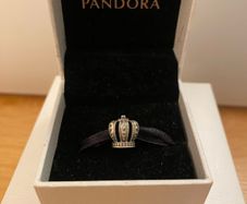 Pandora Royal crown charm