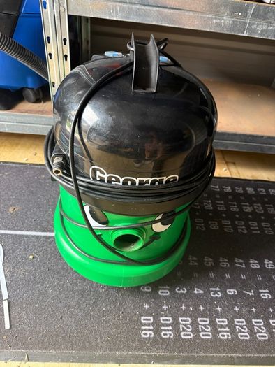 George wet vac cleaner