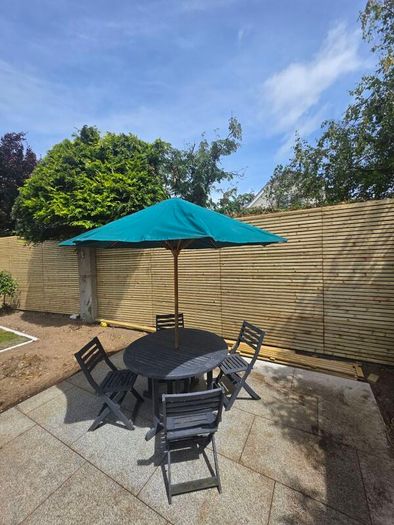 Garden Table Chairs & Parasol