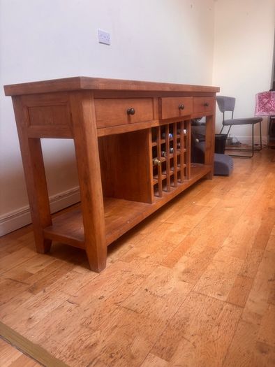 Solid wood sideboard