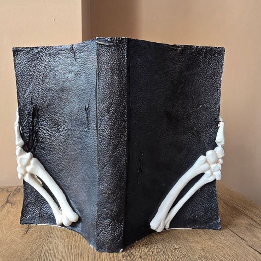 Spooky Halloween book