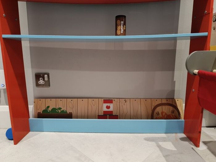 Bigjigs village shop
