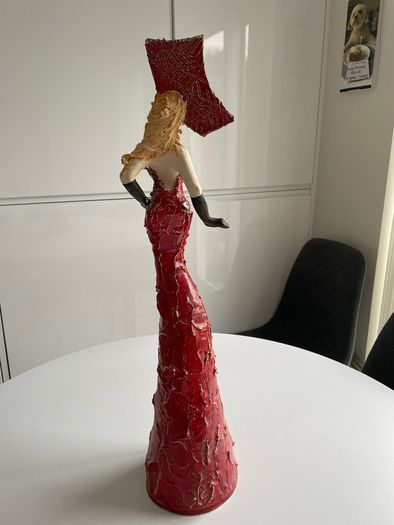 Ayelet Lalor Vintage Red Diva