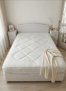 king bed