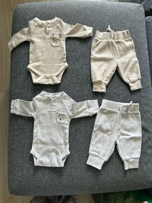 Newborn clothes
