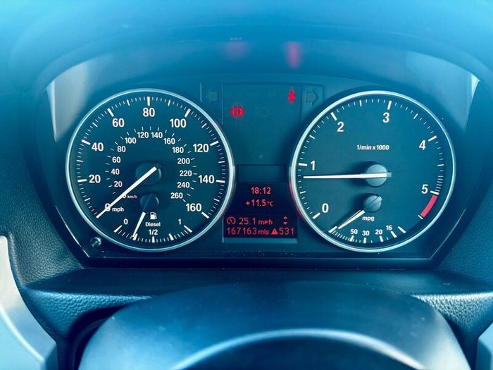 Bmw 320d Coupe (e92 Se Highline) Manual