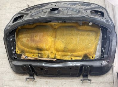 BMW X2 Tailgate