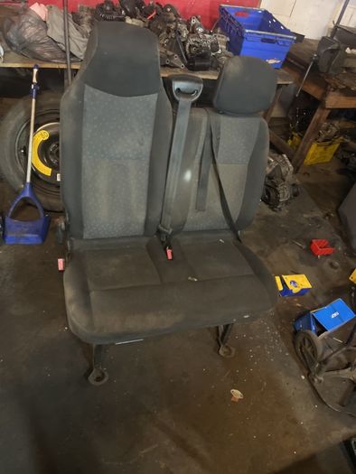 Master passenger seat