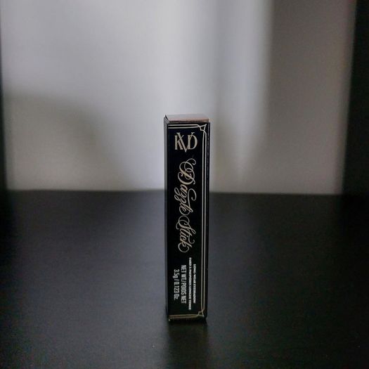 KVD Beauty Dazzle Long-Wear Eyeshadow Stick