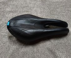 Bicycle saddle
