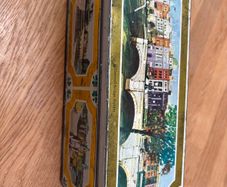 Scenes of Ireland Biscuit Tin