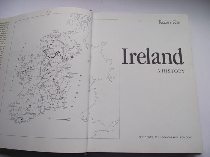 1980 Robert Kee 'Ireland: A History'-the book of the major BBC/RTE Television Series