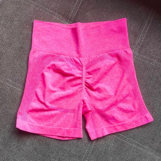 NEW Pink High waist seamless shorts, size S