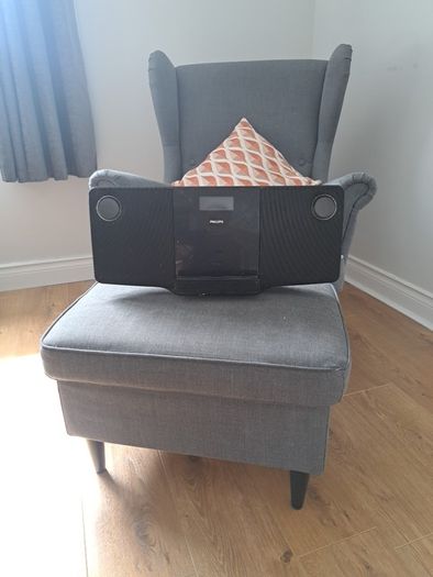ipod dock and remote - has to be collected today